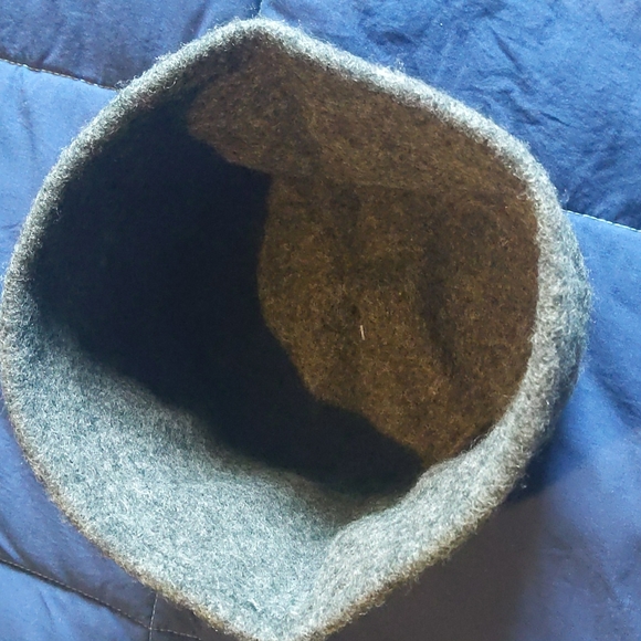 VLD Wool Hat - Picture 3 of 6